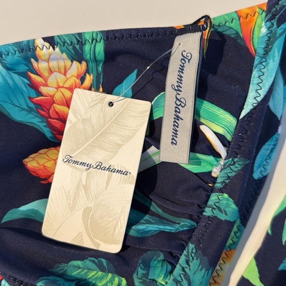 Tommy Bahama Tropi Calling Reversible Halter - Picture 11 of 16